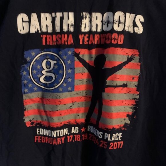 GARTH BRROKS/ TRISHA YEARWOOD CONCERT  BAND TEE - Picture 2 of 3